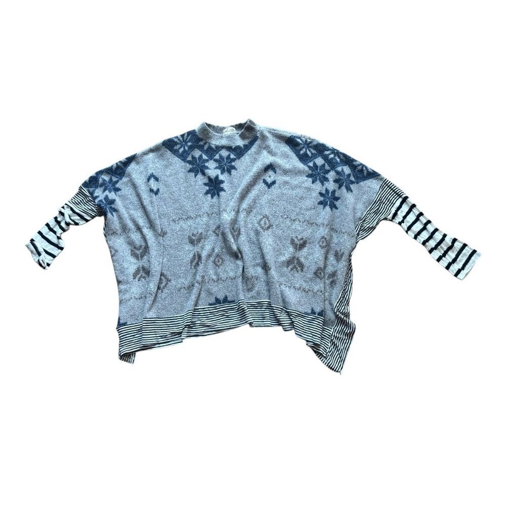Lovely Melody Women's Mock Neck Gray & Navy Blue Top